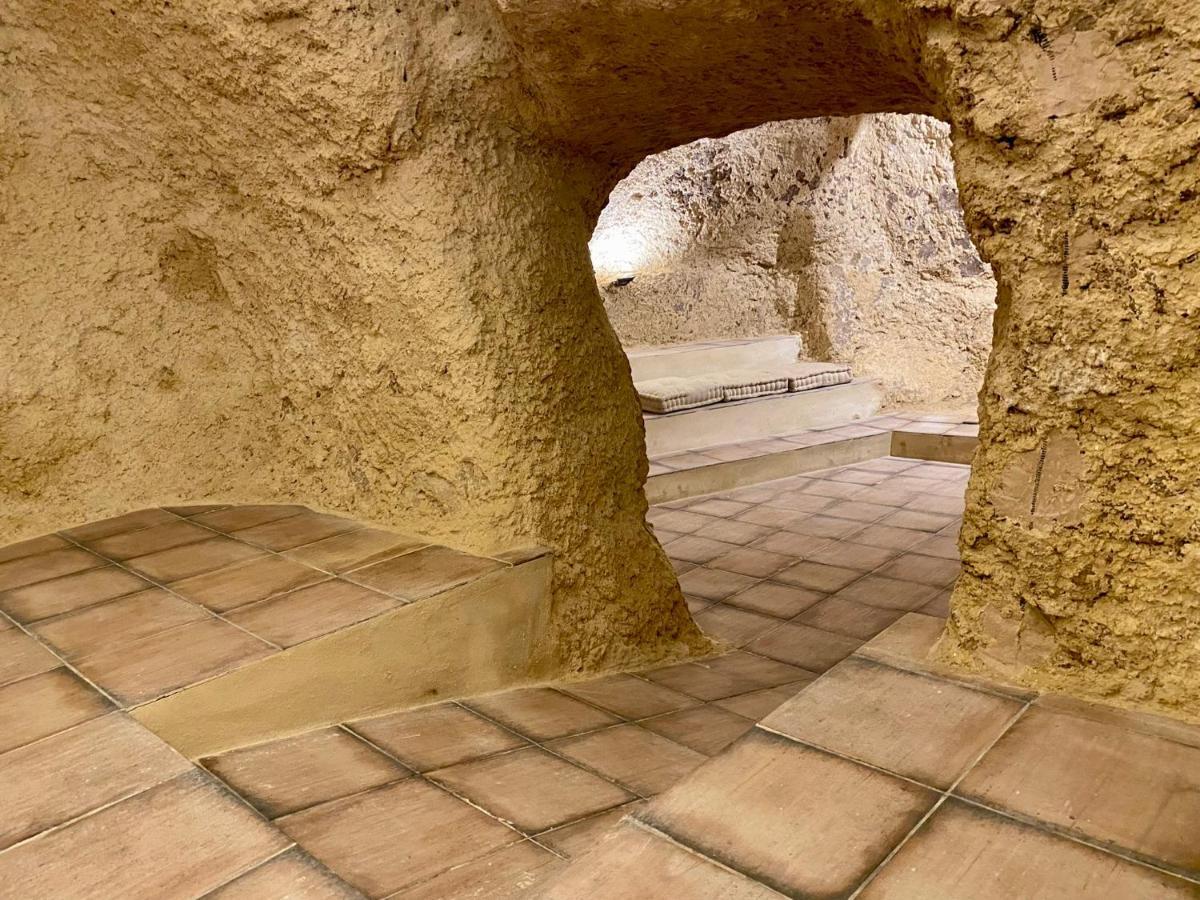 Villa Sol Casa Con Cueva Privada Y Vistas A La Iglesia Requena Dış mekan fotoğraf